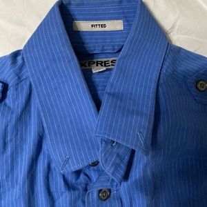 Express button down